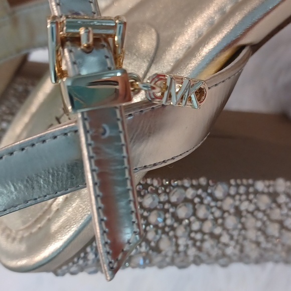 NEW Michael Kors Laci Gold crystal platform leather sandals Size 8.5 - Picture 8 of 16